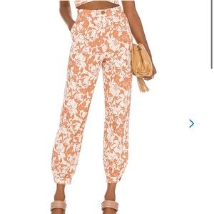 Lovers + Friends Kacey Floral Pants Hogg waisted linens blend